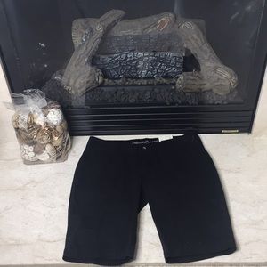 Arizona Black Bermuda Shorts Size 9 Dress Shorts